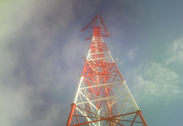 High-Quality Angular Telecom Towers with 20-30 Year Lifespan
