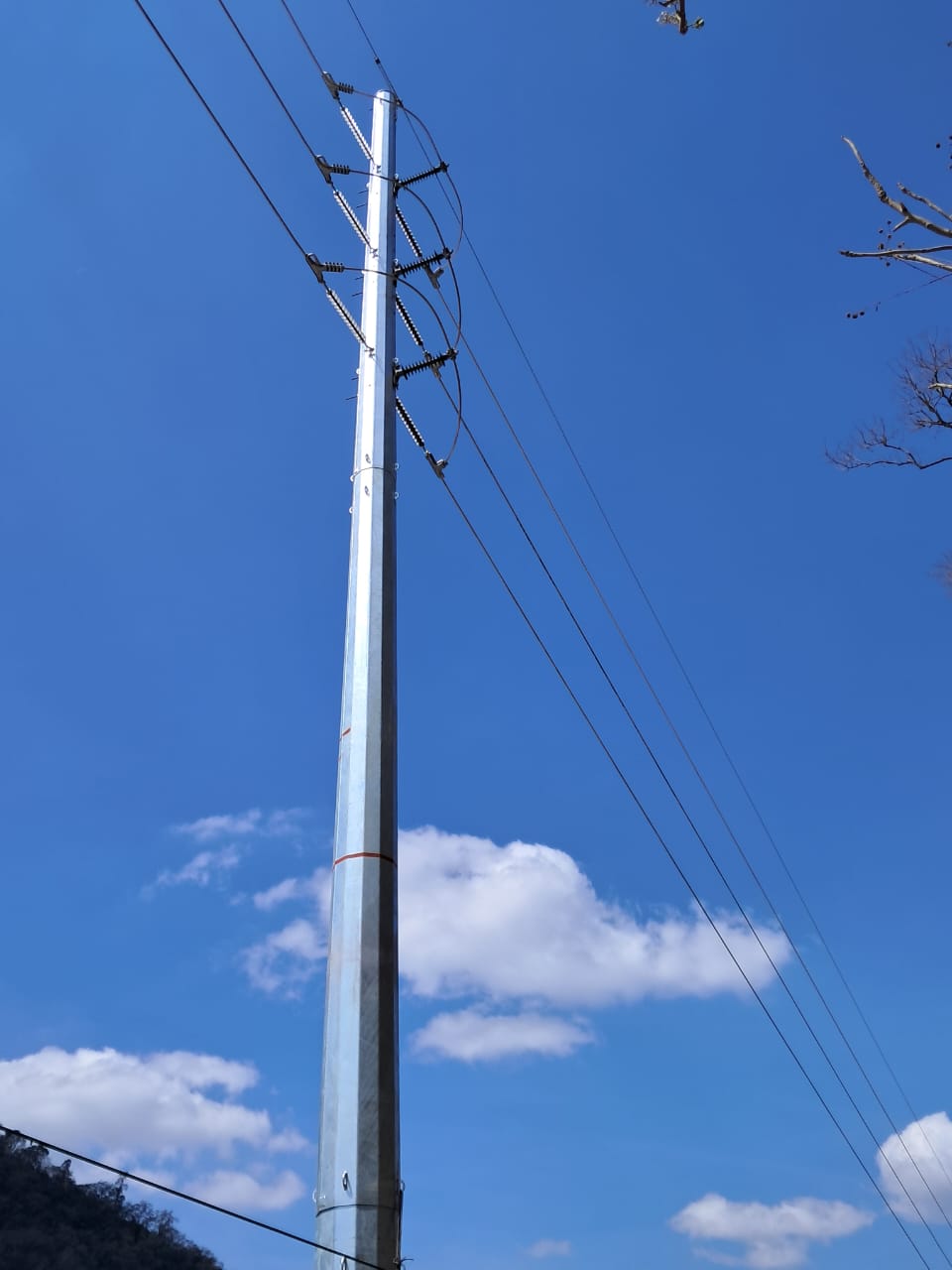 Electrical steel pole to Guatemala